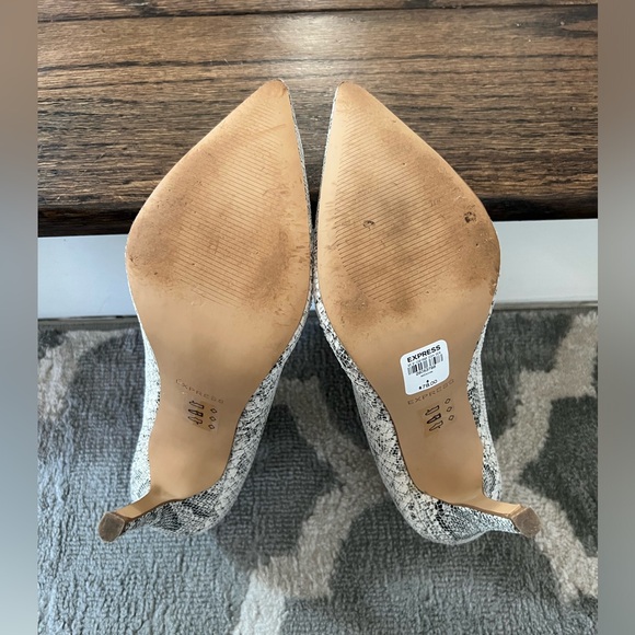 Express Snakeskin Pumps/Heels - Picture 6 of 7